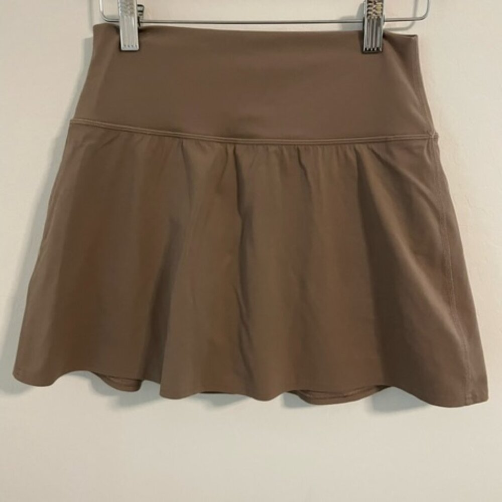Lululemon Skirt Skort Womens 6/8 tan Tennis Running Athletic